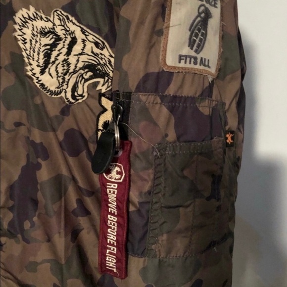 Ron Tomson RNT23 Camouflage Bomber Jacket With Patches Size Medium - Picture 4 of 7